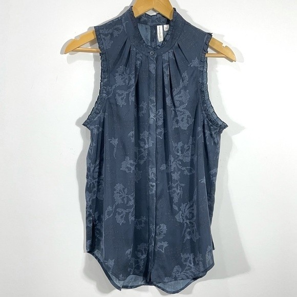 Treasure & Bond Blue Ruffle Neck Sleeveless Button Down Floral Print - Picture 6 of 10